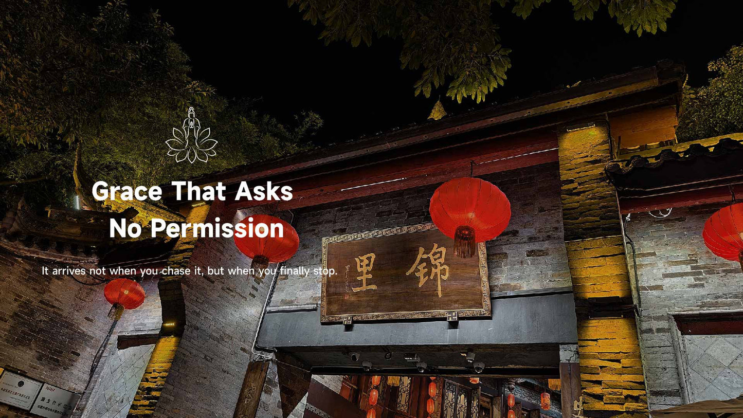 Chengdu Jinli Ancient Street at night, luxury cultural tour with Lotus & Jade Journeys
